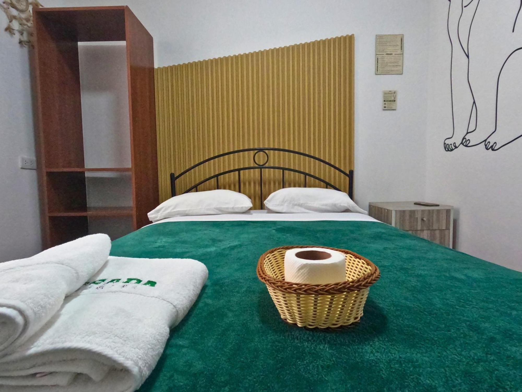 Hostel Prada リマ エクステリア 写真